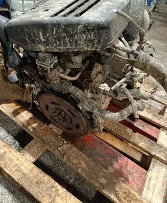 Suzuki Liana Engine