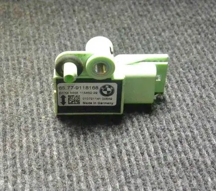 BMW 5 E60 E61 Airbag deployment crash/impact sensor 5WK43448 9118168