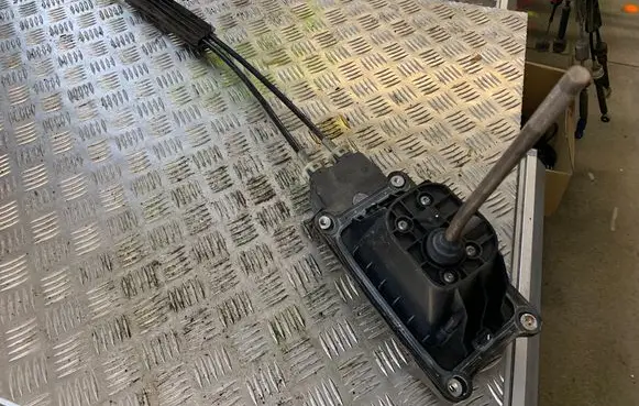 Renault Modus Gear shifter/selector 8200755868