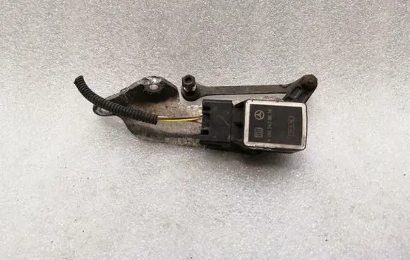 Mercedes-Benz SL R230 Headlight/headlamp level sensor A0025428818 A2303280440