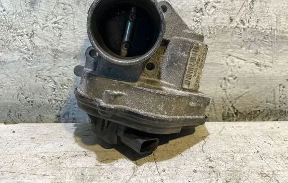 Ford Focus Throttle valve 2S6UEB 0694673L 0302051