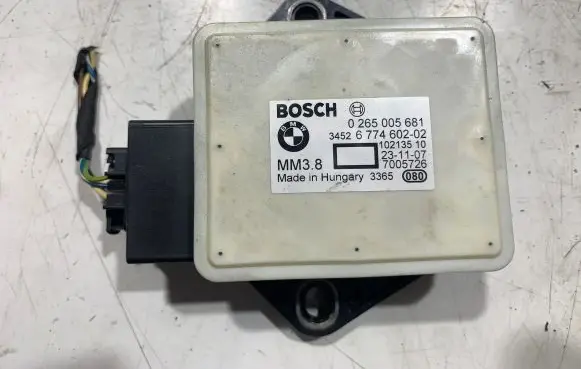 BMW 5 E60 E61 ESP (stability system) control unit 6774602 0265005681 7005726