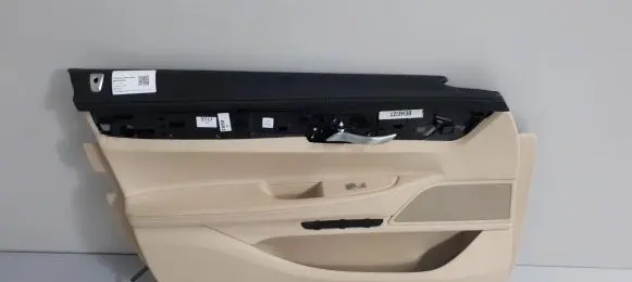 BMW 7 G11 G12 Front door card panel trim