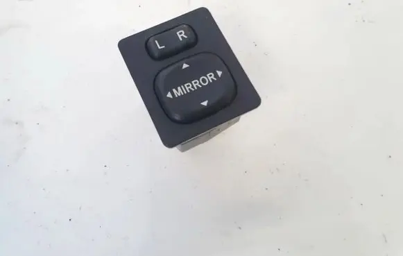 Toyota Avensis Verso Wing mirror switch 183574 769746b