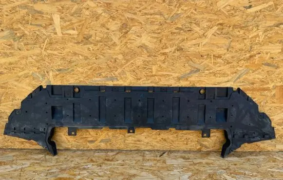 Volvo XC90 Front bumper skid plate/under tray 31353372