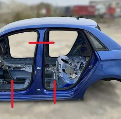 Audi A1 Pillar (middle) 