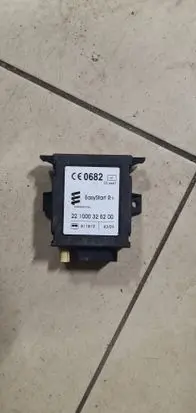 Audi A6 S6 C6 4F Auxiliary heating control unit/module 221000328200 0682 811819