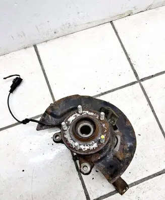 Hyundai Tucson TL Front wheel hub spindle knuckle 