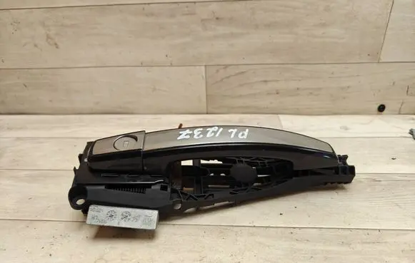 Opel Insignia A Front door exterior handle 