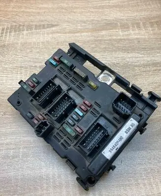 Peugeot 307 BSM Control unit 9646405480