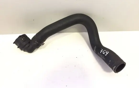 Volkswagen Tiguan Engine coolant pipe/hose 7N0122073T