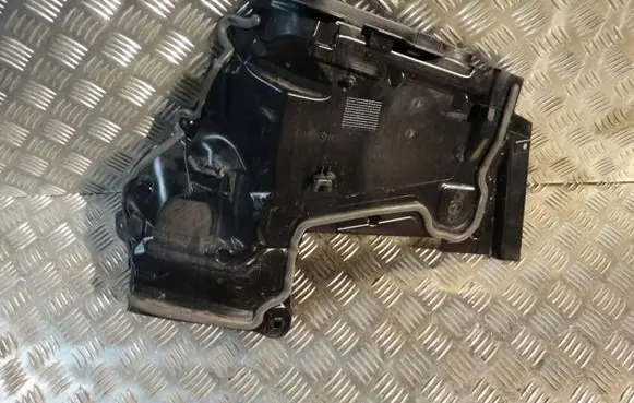 Mercedes-Benz E W213 Engine cover (trim)