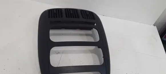 Dodge Grand Caravan Radio/GPS head unit trim 