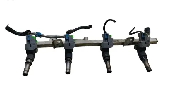 Opel Astra H Fuel injectors set 55559375