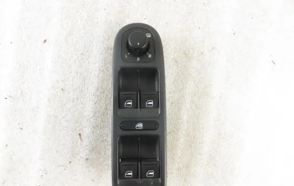 Volkswagen Golf VI Electric window control switch 1K0959565K 5K0867255A