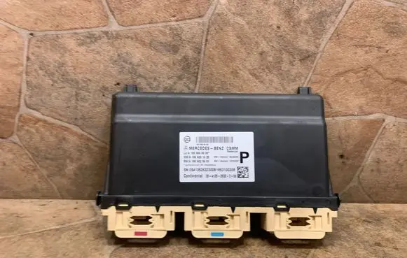 Mercedes-Benz GLE (W166 - C292) Seat control module A1669008606