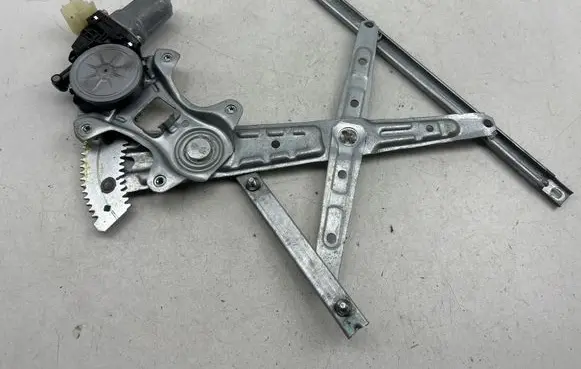 Rear door window regulator with motor