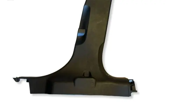 Maserati Ghibli (B) pillar trim (bottom) 06700729220