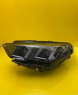 BMW X1 U11 Headlight/headlamp 5A77EB3-04