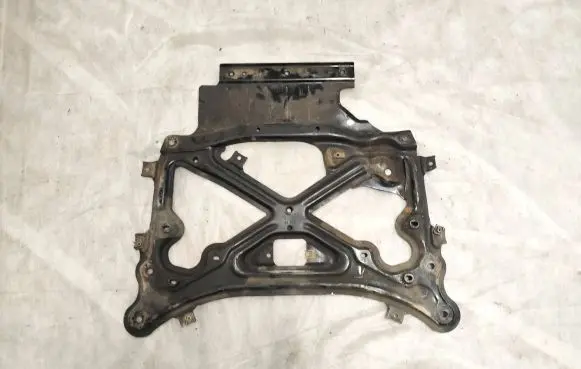 Audi Q7 4M Front subframe 4M2399345C 1736120091