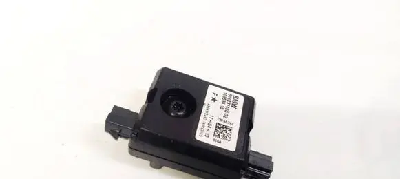 Antenna control unit