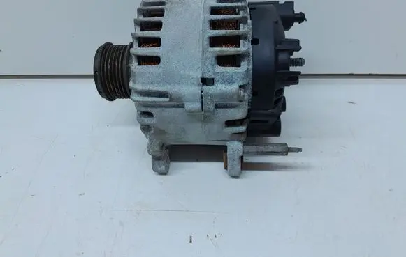 Seat Ibiza IV (6J,6P) Generator/alternator 03P903023B