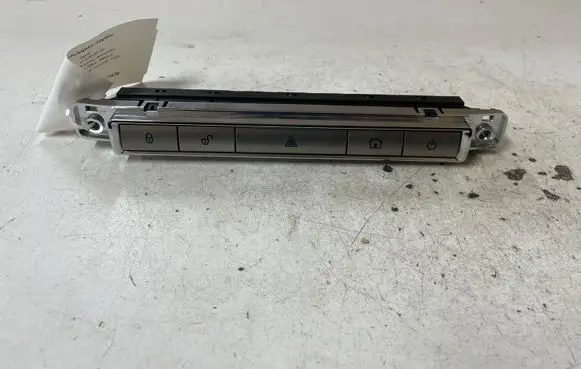 Jaguar XF X250 Hazard light switch 8X2311B650AB 03035500 97681