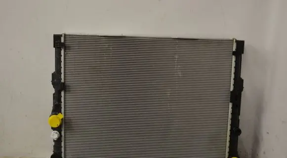 BMW 7 G11 G12 Coolant radiator 8699788