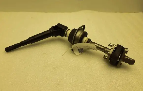 Jaguar XF X250 Steering column universal joint 8X233C662BG