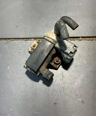 Opel Astra H Turbo solenoid valve 55558101