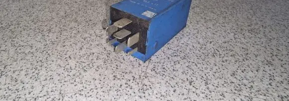 BMW 5 E39 Other relay 1383417