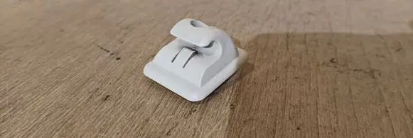 Sun visor clip/hook/bracket