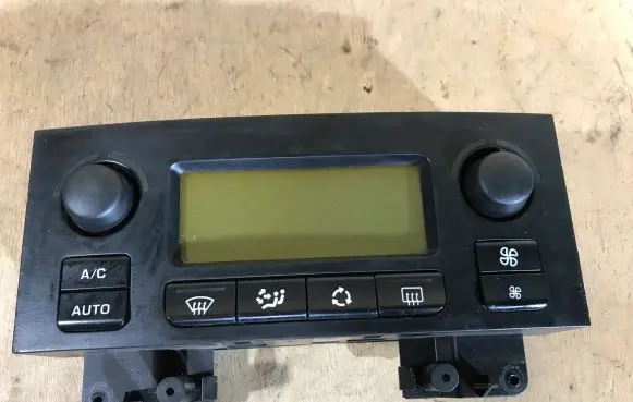 Citroen C4 I Climate control unit 9658084577 281138632 G5710