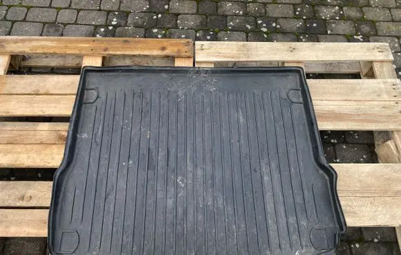 Audi Q5 SQ5 Rubber trunk/boot mat liner 8R0061180