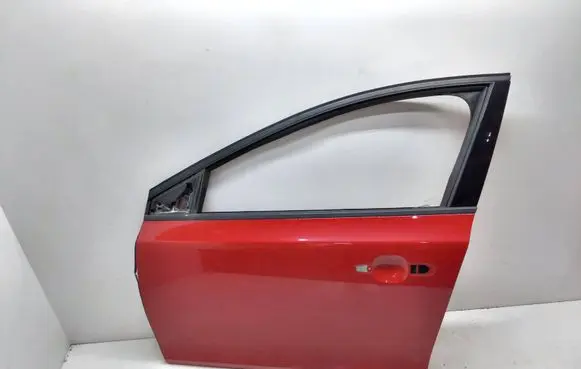 Volvo V40 Front door
