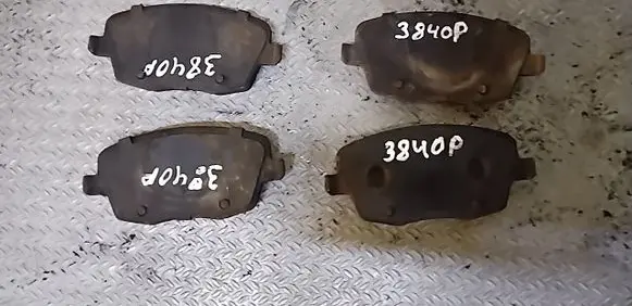 Seat Cordoba (6L) Brake pads (front) 