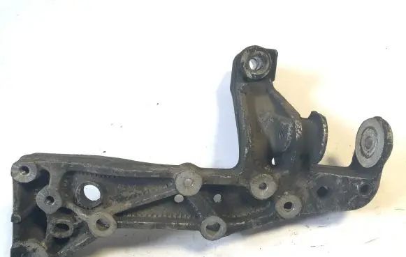 Volkswagen Golf Plus Front lower control arm/wishbone 1K0199296E