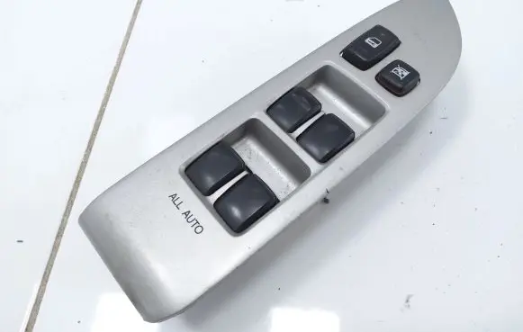 Lexus RX III Electric window control switch 8404048080