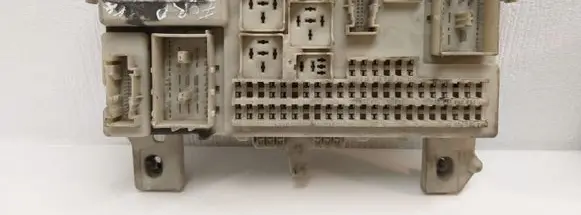 Ford Focus C-MAX Fuse module 4M5T14A073AH 519094601