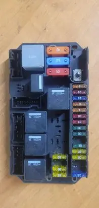Land Rover Range Rover L322 Fuse module YQE500370