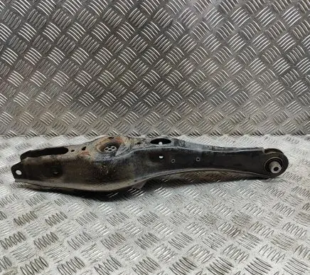 Volkswagen Golf VII Rear upper control arm/wishbone 5Q0505311D