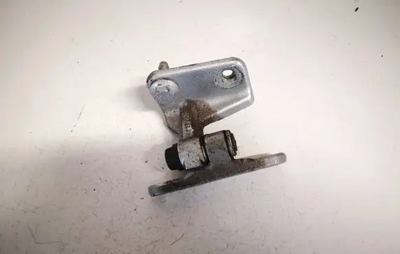 Mercedes-Benz A W169 Rear door lower hinge