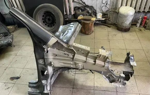 Front quarter panel
