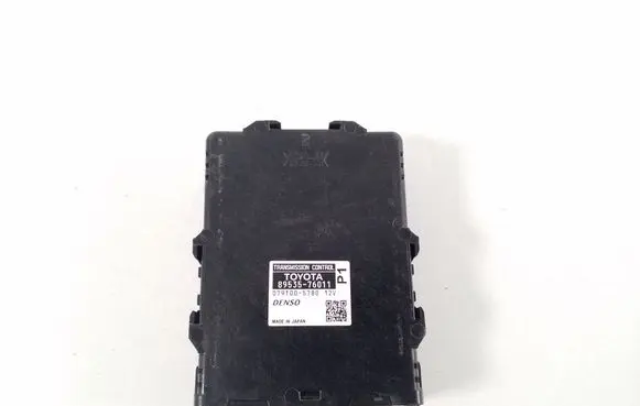 Lexus CT 200H Gearbox control unit/module 8953576011