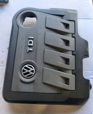 Engine cover (trim)