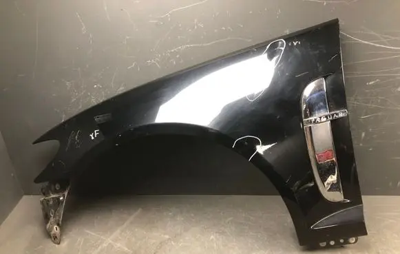 Jaguar XF Fender 8X2316135