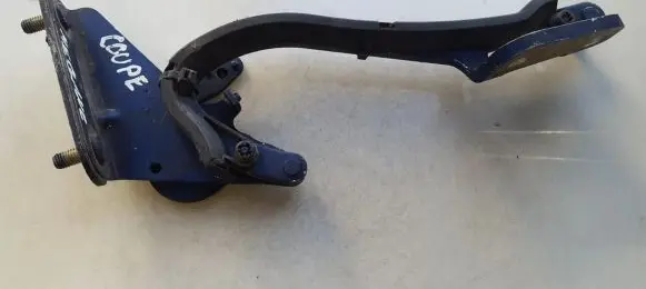 Renault Megane I Tailgate/trunk/boot hinge 828459d