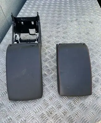 Skoda Octavia Mk3 (5E) Armrest 