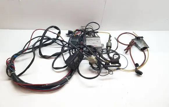 Volkswagen Multivan T4 Auxiliary heating control unit/module 5HB00432708 23004