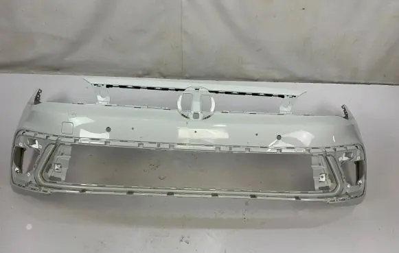 Volkswagen Polo VI Front bumper